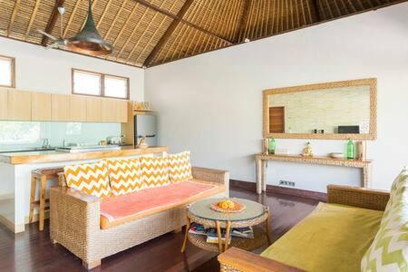 Villa Agung レンボンガン島 エクステリア 写真