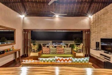 Villa Agung レンボンガン島 エクステリア 写真
