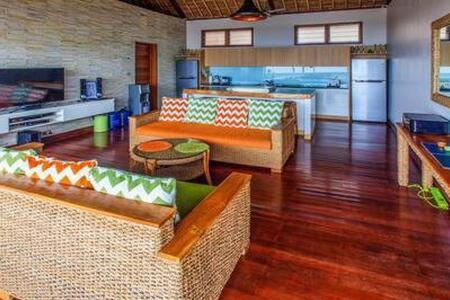 Villa Agung レンボンガン島 エクステリア 写真